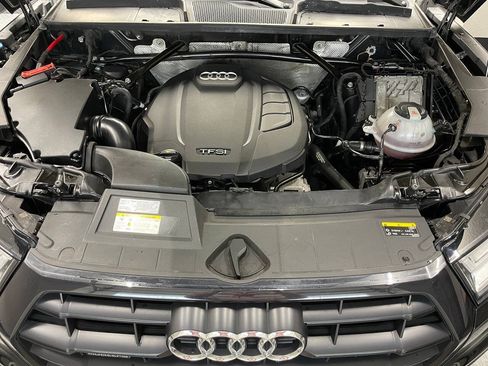 Used 2020 Audi Q5 2.0T Titanium Premium Plus w/ Premium Plus Package AWD/4WD image 20
