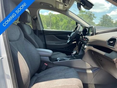 Used 2019 Hyundai Santa Fe SE AWD/4WD image 5