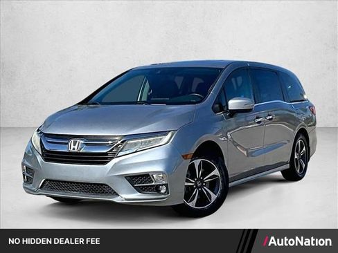 Used 2020 Honda Odyssey Touring image 1