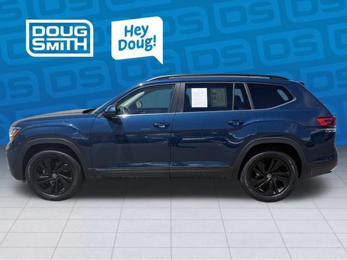 Used 2023 Volkswagen Atlas SE AWD/4WD image 7