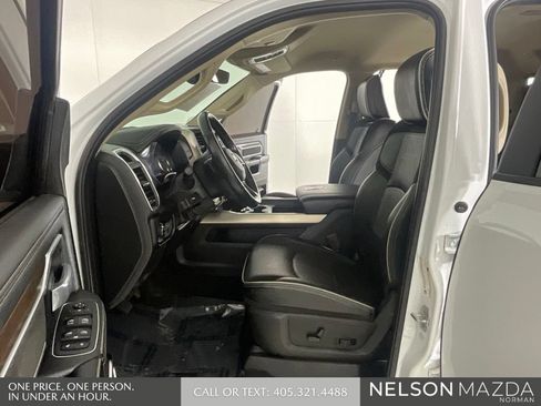Used 2022 RAM 2500 Laramie w/ Body Color Bumper Group AWD/4WD image 11