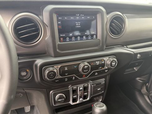 Used 2023 Jeep Wrangler Sport S image 20