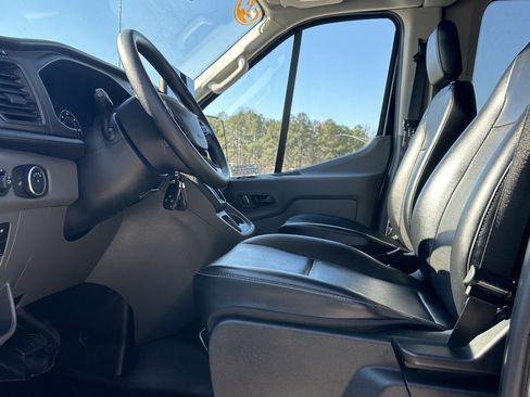 Used 2024 Ford Transit 350 XL image 12
