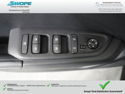 Used 2026 Hyundai Venue SEL FWD image 14