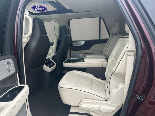 Used 2018 Lincoln Navigator L Black Label AWD/4WD image 7