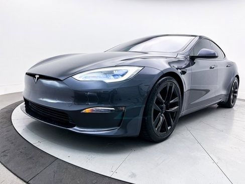 Used 2021 Tesla Model S Plaid image 11