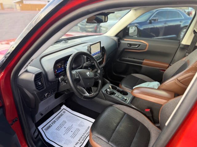 Used 2022 Ford Bronco Sport Outer Banks w/ Tech Package AWD/4WD image 9