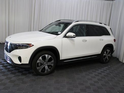 New 2024 Mercedes-Benz EQB 300 4MATIC image 3