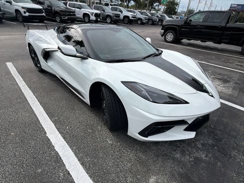 Used 2022 Chevrolet Corvette Stingray Preferred Conv w/ 2LT RWD image 10