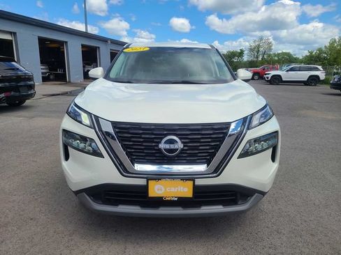 Used 2023 Nissan Rogue SV AWD/4WD image 3