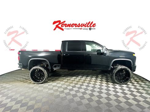 Used 2020 Chevrolet Silverado 2500 LTZ w/ LTZ Premium Package image 8