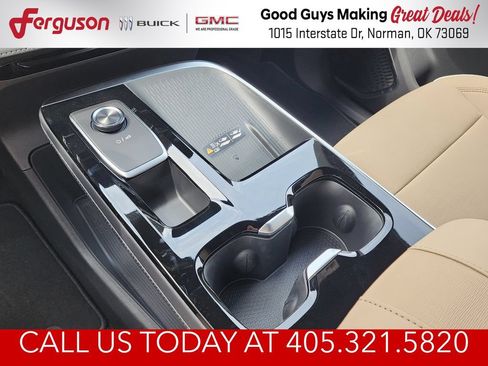 New 2026 Buick Enclave Preferred w/ Power Package FWD image 31