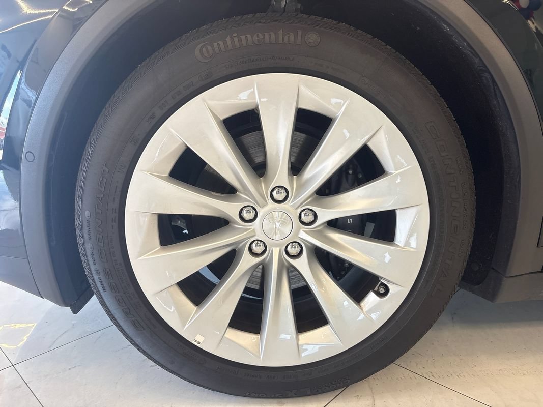 Used 2020 Tesla Model X AWD/4WD image 40