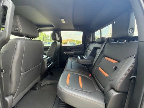 Used 2022 GMC Sierra 1500 AT4 w/ AT4 Premium Package AWD/4WD image 22