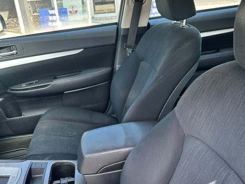 Used 2013 Subaru Outback 2.5i AWD/4WD image 7