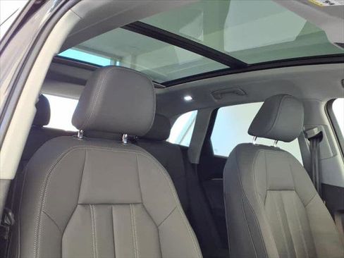 Certified 2025 Audi Q5 Premium w/ Convenience Package image 22