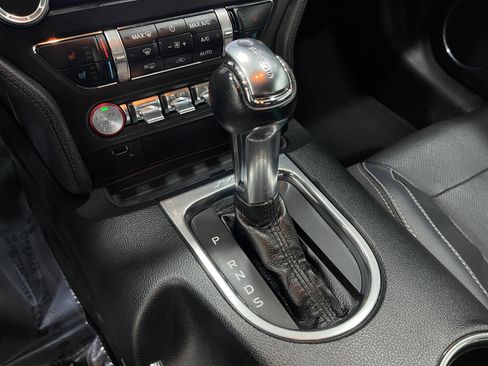 Used 2019 Ford Mustang Premium RWD image 28