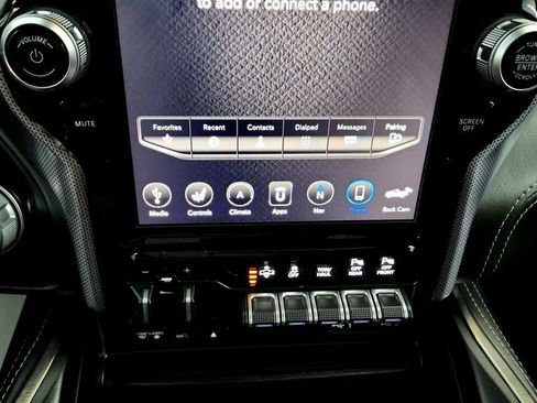 Used 2019 RAM 1500 Limited AWD/4WD image 32