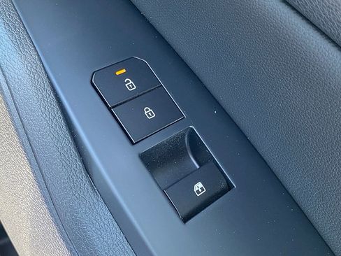 New 2026 Kia Sportage EX FWD image 27