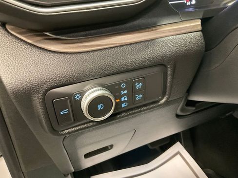 Used 2021 Ford Explorer Limited w/ Equipment Group 301A image 16