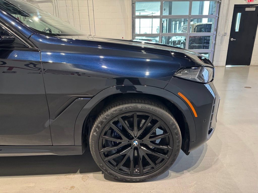 Used 2025 BMW X6 xDrive40i AWD/4WD image 9