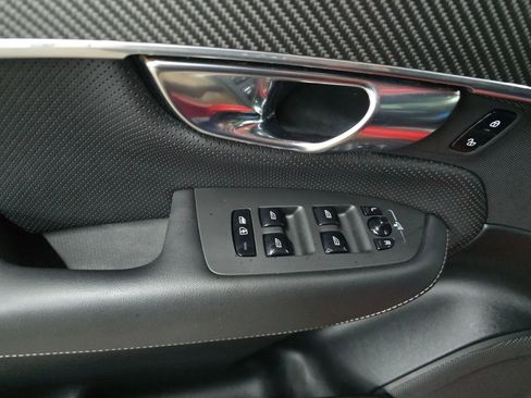 Used 2019 Volvo XC90 T5 R-Design w/ Advanced Package image 31