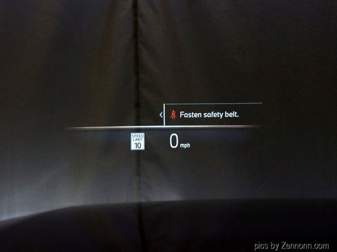 Certified 2024 BMW 530i xDrive w/ Premium Package image 18