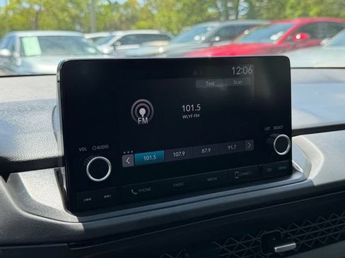 Used 2025 Honda Accord SE image 23