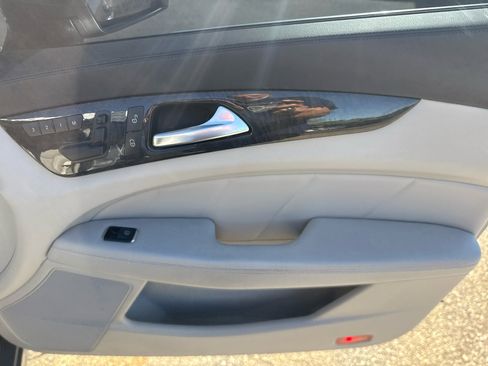 Used 2014 Mercedes-Benz CLS 550 image 35