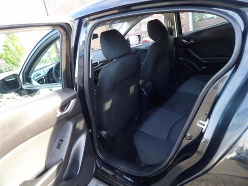 Used 2015 MAZDA MAZDA3 i Sport FWD image 10