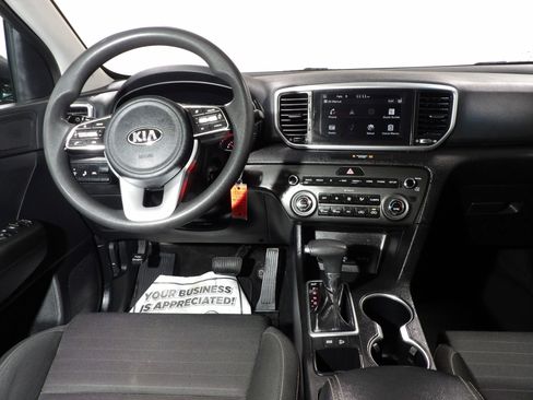 Used 2020 Kia Sportage LX w/ LX Popular Package image 15