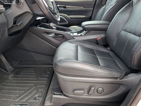 Used 2022 Kia Telluride EX w/ EX Premium Package FWD image 15