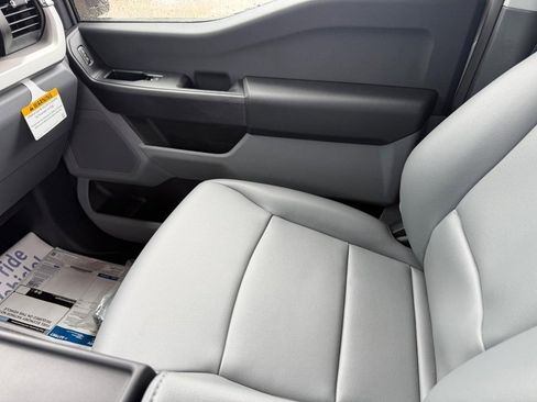 New 2025 Ford F450 XL w/ XL Chrome Package image 46