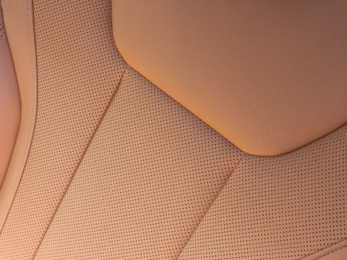 Used 2025 BMW 330i Sedan image 24