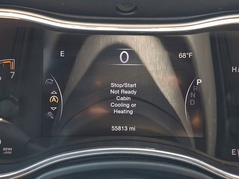 Used 2020 Jeep Grand Cherokee Altitude AWD/4WD image 20
