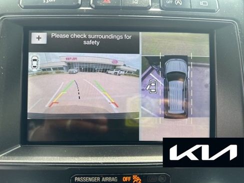 Used 2019 Ford Expedition Platinum image 25