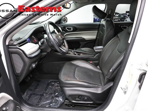 Used 2022 Jeep Compass Limited AWD/4WD image 14