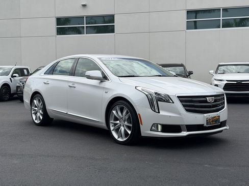 Used 2019 Cadillac XTS Premium Luxury AWD/4WD image 1