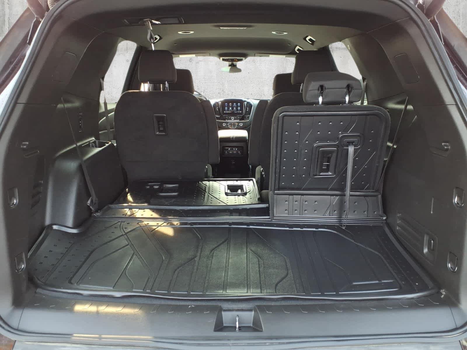 Used 2023 Chevrolet Traverse LT w/ LPO, Floor Liner Package AWD/4WD image 11