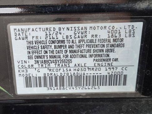 Used 2025 Nissan Sentra SV FWD image 15