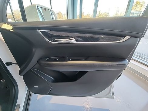 Used 2020 Cadillac XT6 Premium Luxury image 26