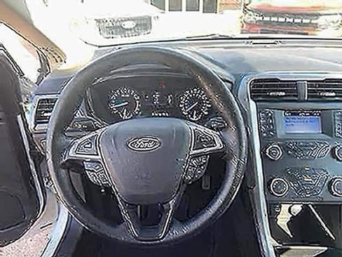 Used 2020 Ford Fusion S FWD image 14