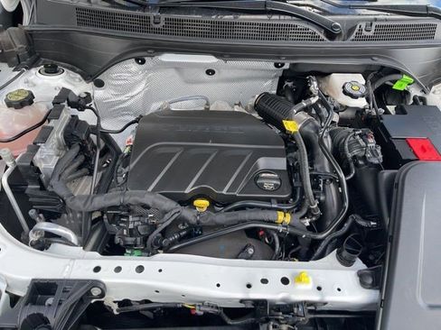 Certified 2025 Buick Envista Preferred w/ Advanced Safety Package FWD image 22