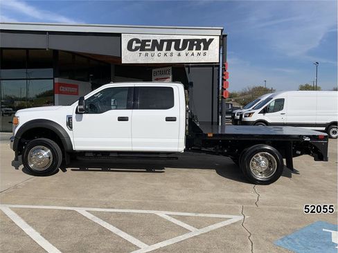 Used 2022 Ford F550 2WD Crew Cab Super Duty image 4