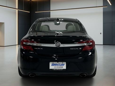 Used 2016 Buick Regal FWD image 4