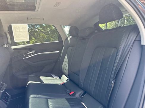 Used 2019 Audi e-tron Premium Plus AWD/4WD image 22