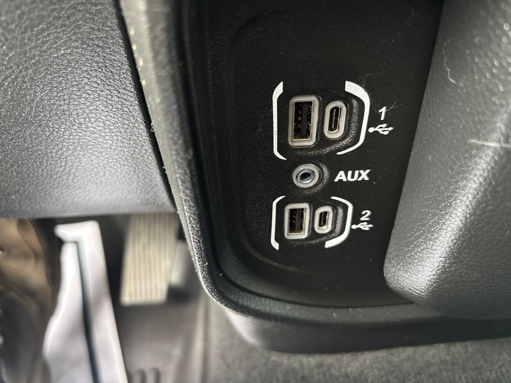 Used 2022 RAM 1500 Big Horn w/ Trailer Tow Group AWD/4WD image 38