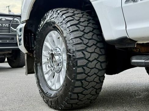 Used 2020 Ford F250 XLT w/ FX4 Off-Road Package AWD/4WD image 25