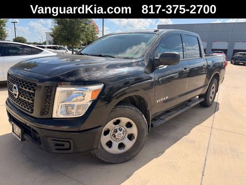 Used 2019 Nissan Titan S RWD image 1