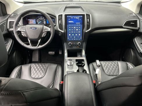 Certified 2024 Ford Edge Titanium w/ Equipment Group 301A AWD/4WD image 4